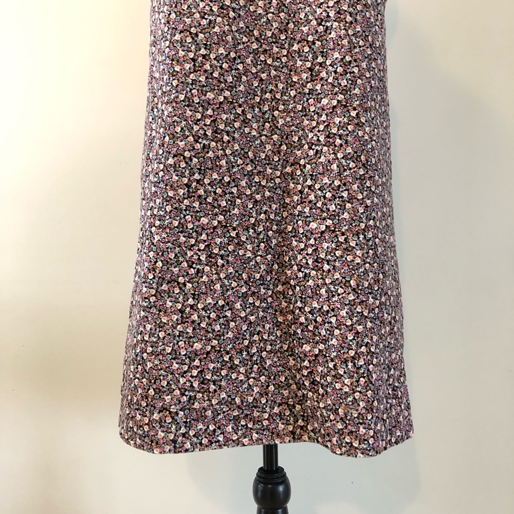 Women’s H&M Sleeveless A-line Floral Corduroy Dress size M - Picture 3 of 9